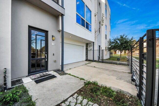 Foto del edificio - 3204 Sherman St