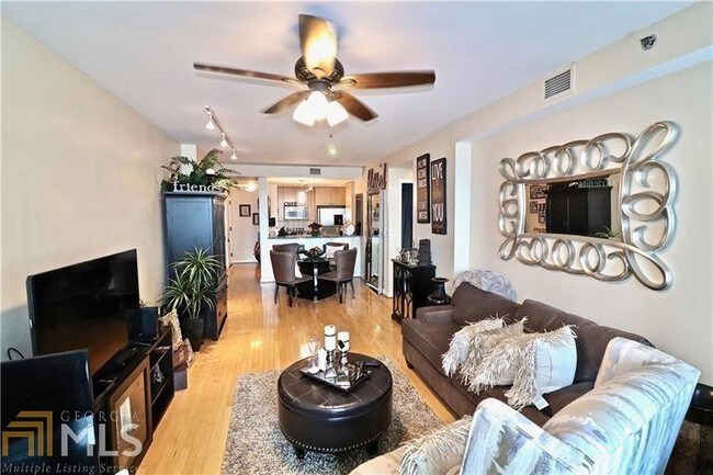 Foto del edificio - 3338 Peachtree Rd