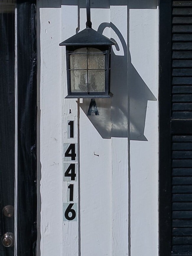 Foto del edificio - 14416 Bristow Rd