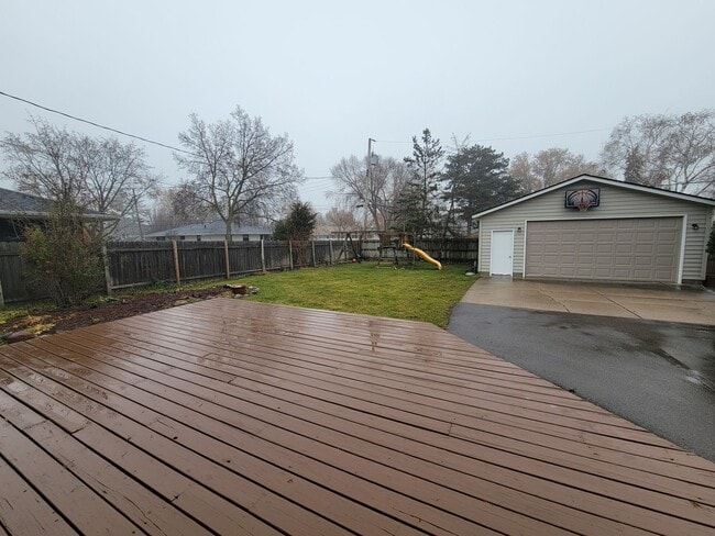 Foto del edificio - Spacious 4 Bedroom Home in Edina!