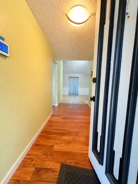 Foto del edificio - 716 Parkway Ct NE