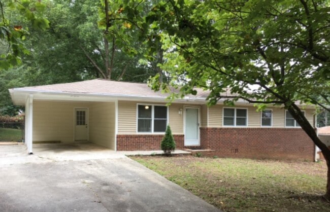 Building Photo - 231 Waddell Dr