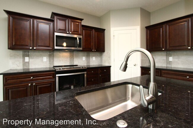 Building Photo - 4 br, 3 bath House - 9711 Friedman St