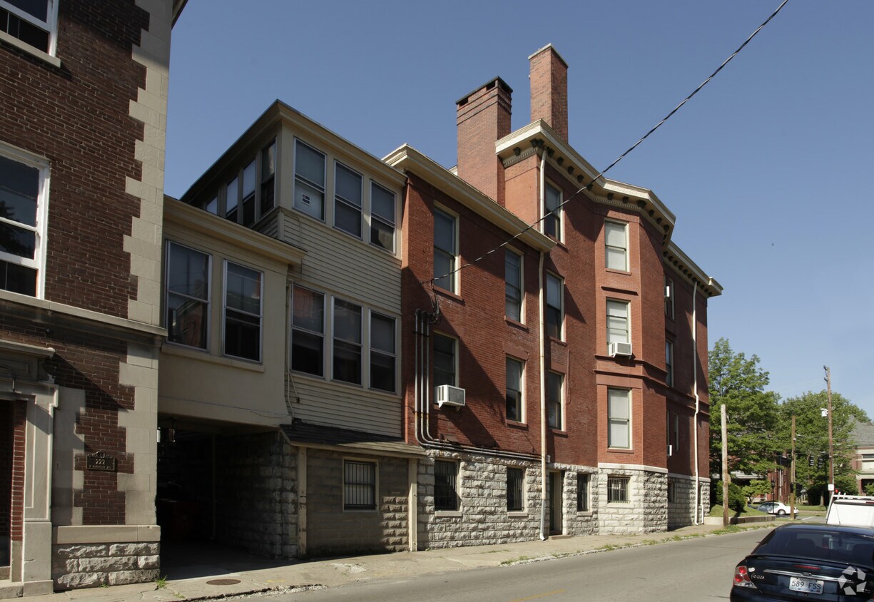 Building Photo - 1401 S 3rd St
