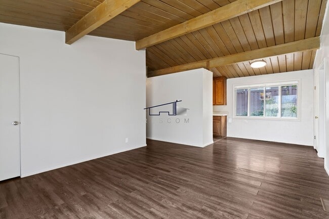 Building Photo - Ogden 4 Bedroom Home with Fenced Backyard!