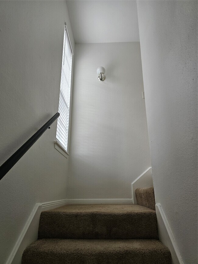 Foto del edificio - 2626 Holly Hall St