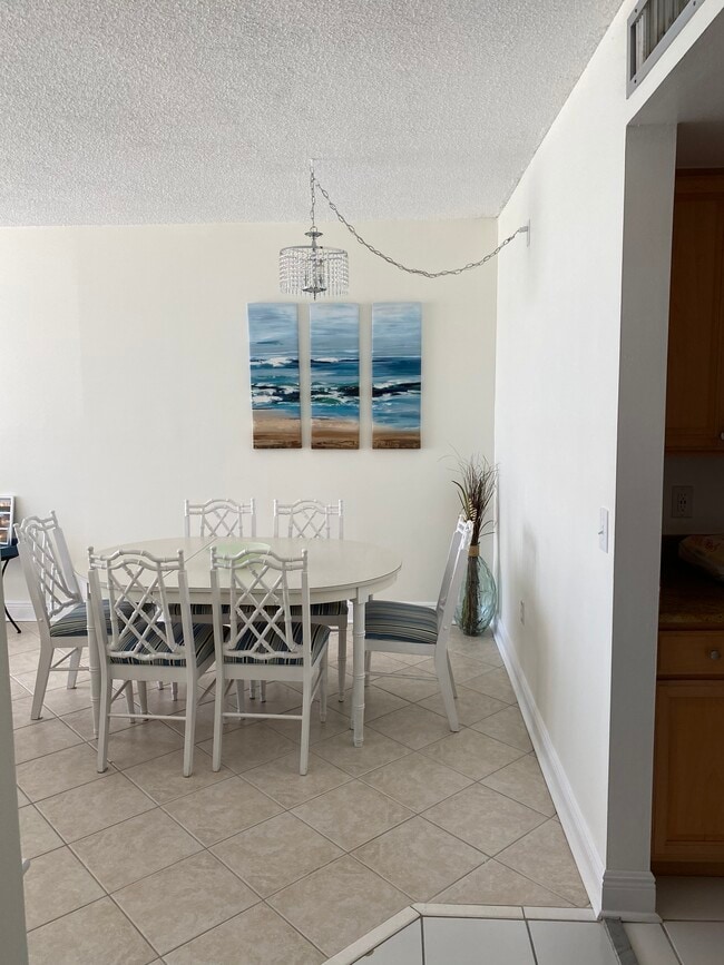 comida - 140 Seaview Ct