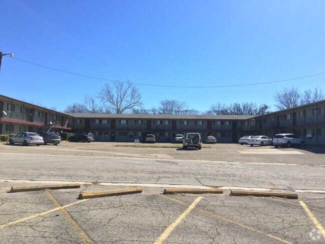 Building Photo - 302 Wolf St