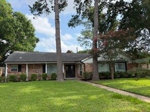 Building Photo - 11211 Ash Creek Dr