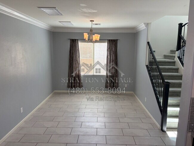 Foto del edificio - 12134 W Desert Moon Way