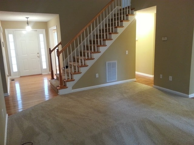 Foto del edificio - 609 Two Gait Ln