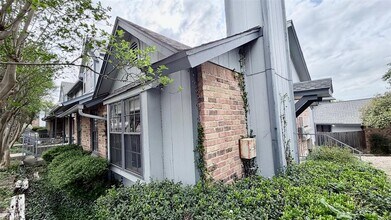 Building Photo - 1411 Gracy Farms Ln