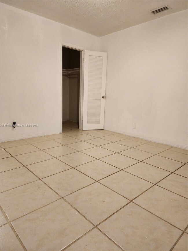 Foto del edificio - 5801 Garfield St