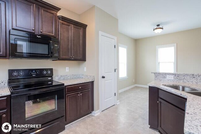 Foto del edificio - 252 Crystal Creek Dr, Clayton, NC 27520