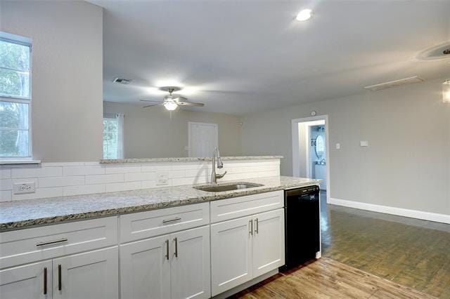 Building Photo - 219 Hartsdale Dr