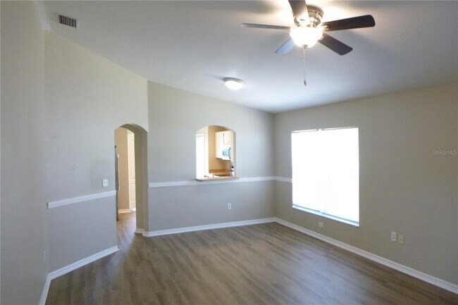 Foto del edificio - 413 Pine Pointe Ct