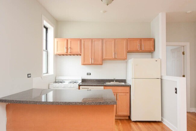 Foto del edificio - 708 W Barry Ave