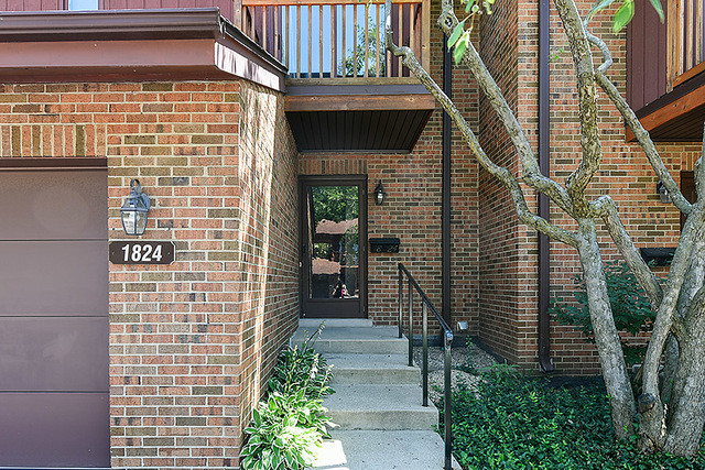 Building Photo - 1824 Chestnut Ave