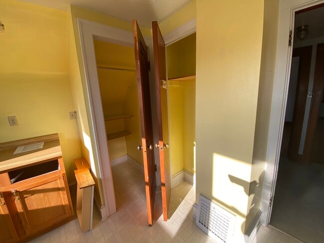 Kitchen closets - 3273 S Pennsylvania Ave