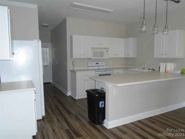 Foto del edificio - 21219 Hickory St