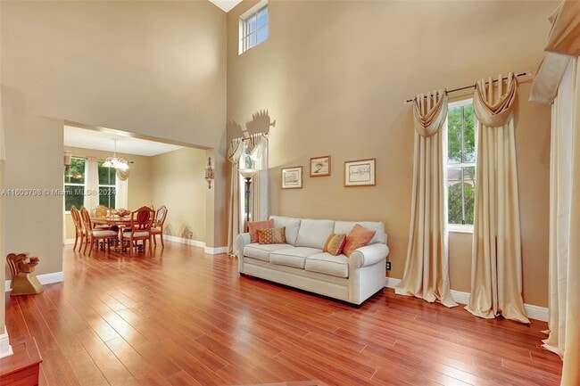 Building Photo - 4301 Fox Hollow
