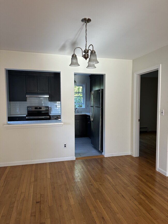 Dining Room - 30 Summit Rd