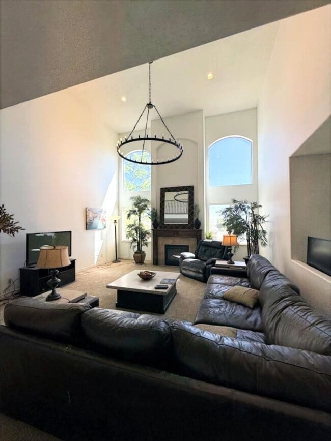 Foto del edificio - 2251 Pebblestone Ln W
