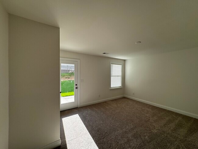 Building Photo - 9227 Delancey Ln NW