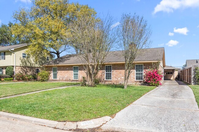 Building Photo - 1030 Lehman St