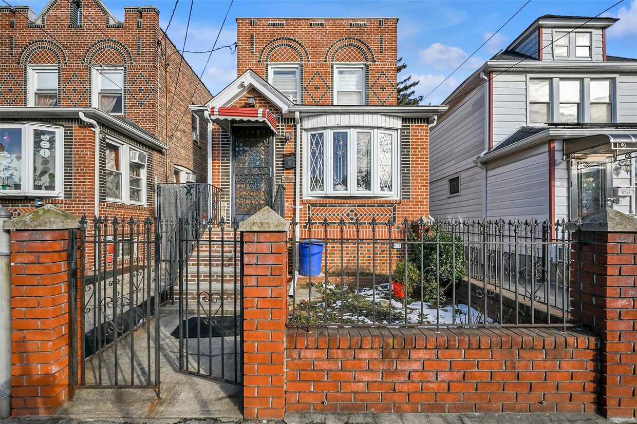 Foto principal - 107-39 129th St