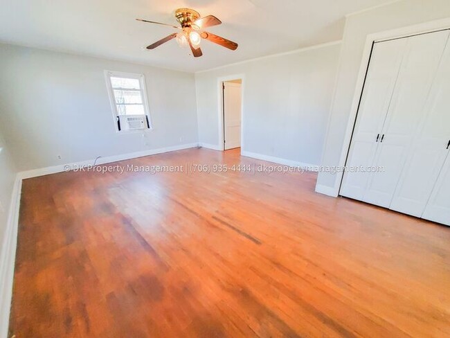 Foto del edificio - Pet Friendly 1 Bedroom APT in Chickamauga!
