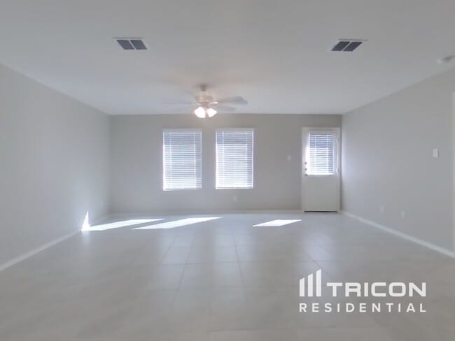 Building Photo - 11844 Mancos Trl