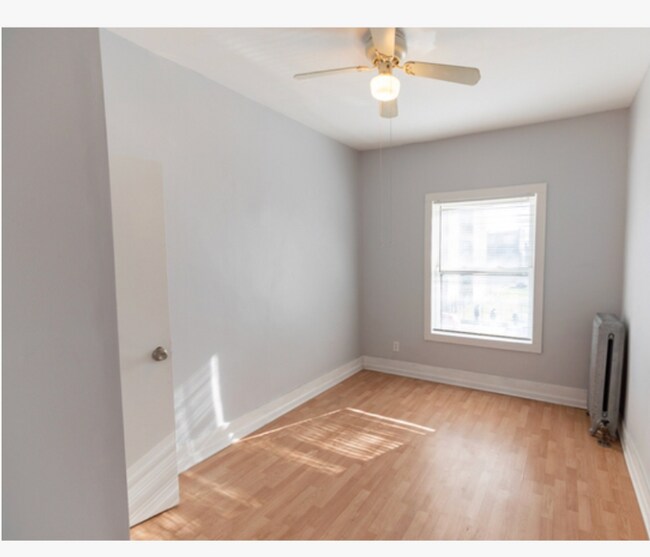 Building Photo - 6124 S King Dr