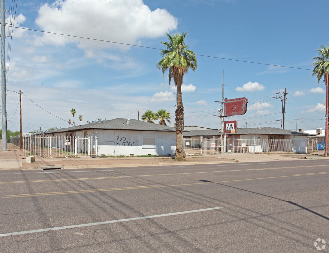 Primary Photo - 716 S 17th Ave