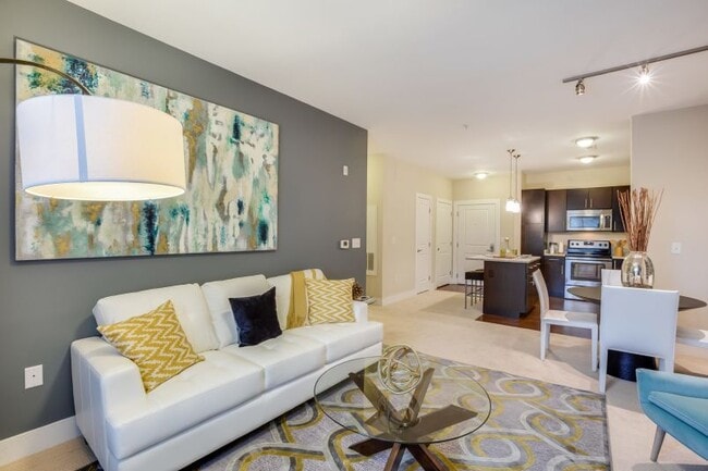 Building Photo - 223 Concord Tpke