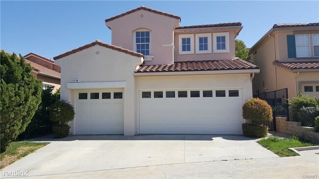 Building Photo - 5 br, 2.5 bath House - 11774 Oakhurst Way