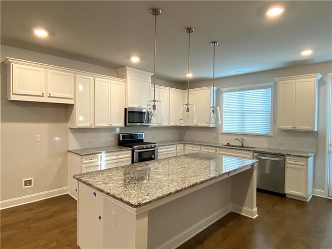 Building Photo - 2588 Red Alder Alley