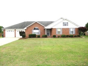 Building Photo - 3370 Aurora Dr