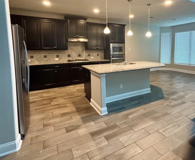 Building Photo - 14915 Gyrfalcon Fork