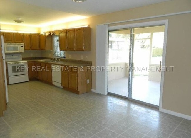 Building Photo - 5320 Lee Ann Dr