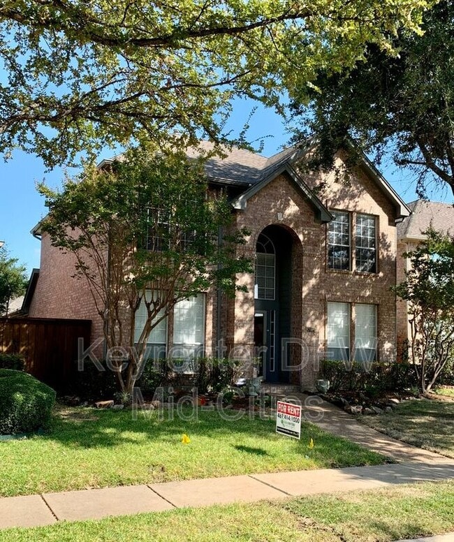 Photo - 8702 Saddlehorn Dr House