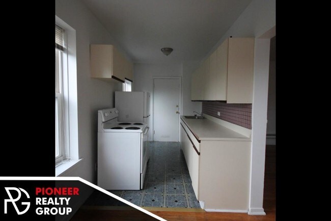 Foto del edificio - 4501-4515 N Malden St