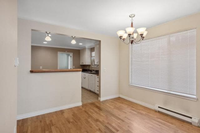 Building Photo - 4 bedroom in Seattle WA 98103