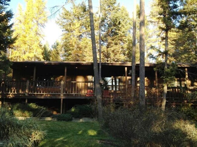 Foto del edificio - Wonderful Unfurnished 3 Bed 3 Bath Home ou...