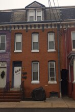 Building Photo - 513 Weidman St