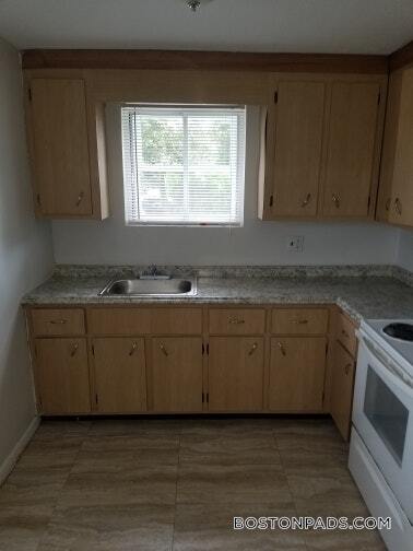 Building Photo - 5 Waldemar Ave