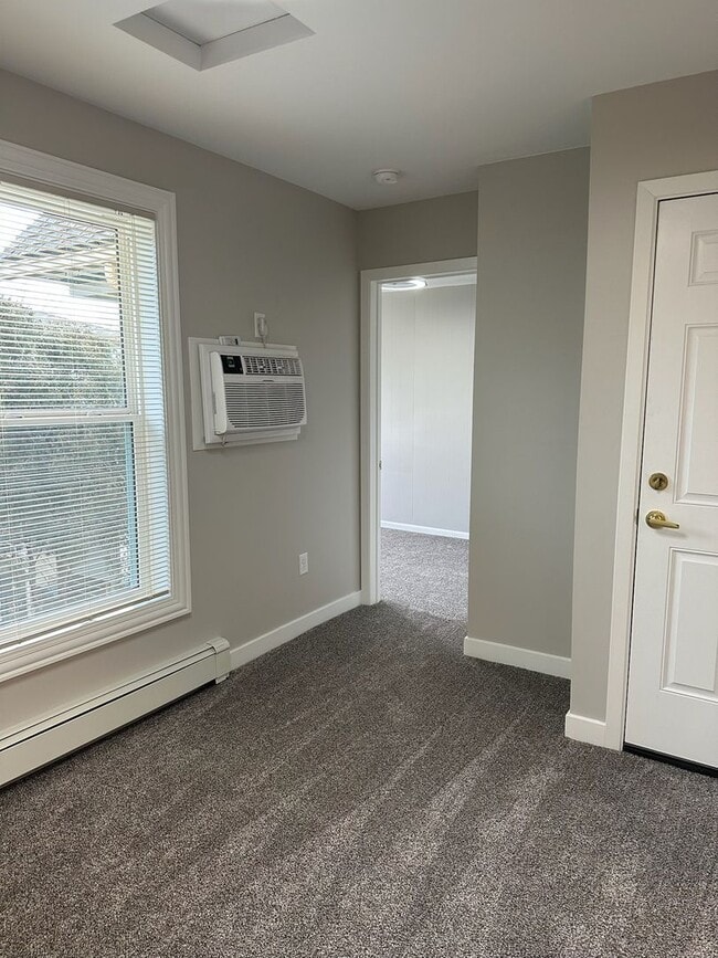 Photo - 636 S Johnson St Apartment