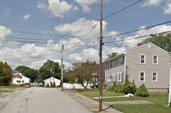 Building Photo - 19 Bursley Rd
