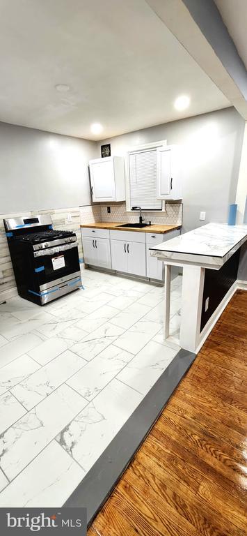 Foto del edificio - 502 E 22nd St