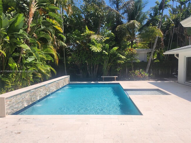 Foto del edificio - 2600 Acacia Ct